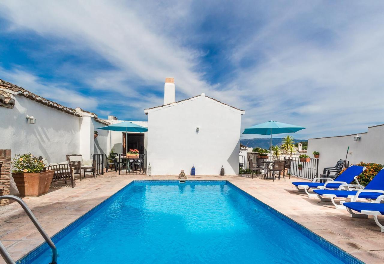 Casa Mundo - 16Th Century Traditional White Village House With Pool Pinos del Valle Luaran gambar