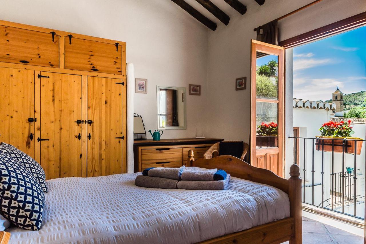 Casa Mundo - 16Th Century Traditional White Village House With Pool Pinos del Valle Luaran gambar