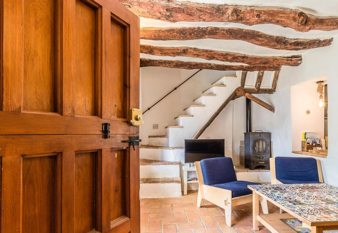 Casa Mundo - 16Th Century Traditional White Village House With Pool Pinos del Valle Luaran gambar